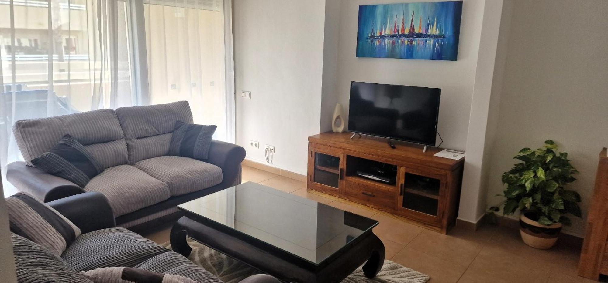 Immaculate 2-Bed Apartment In Pego Kültér fotó